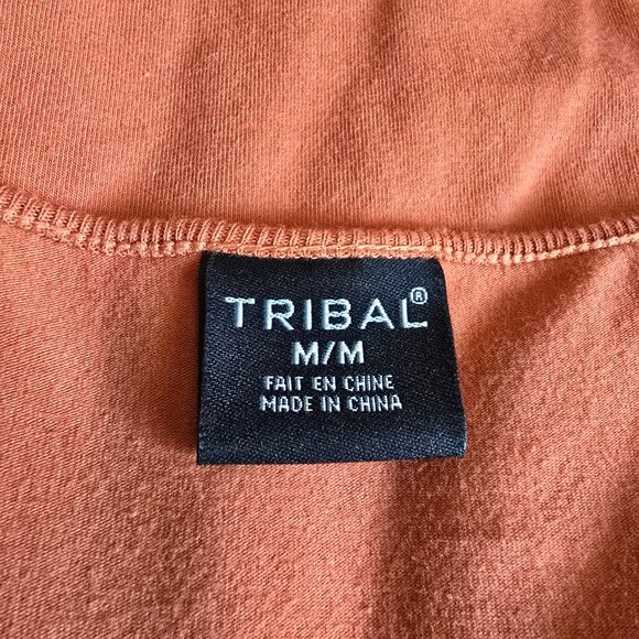 Tahari - Blazer in Burnt Orange, Matching Tank by Tribal, Unbranded Black Skirt - Picture 12 of 16